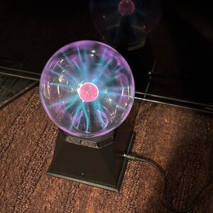 Plasma Ball Lamp - Purple & Blue Light